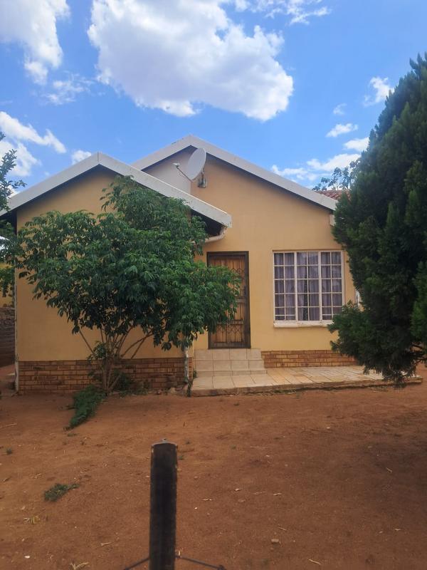 2 Bedroom Property for Sale in Tlhabane West North West